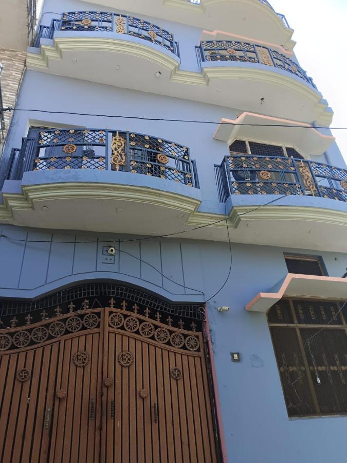 Shri Niwas Homestay Ayodhya Exterior photo